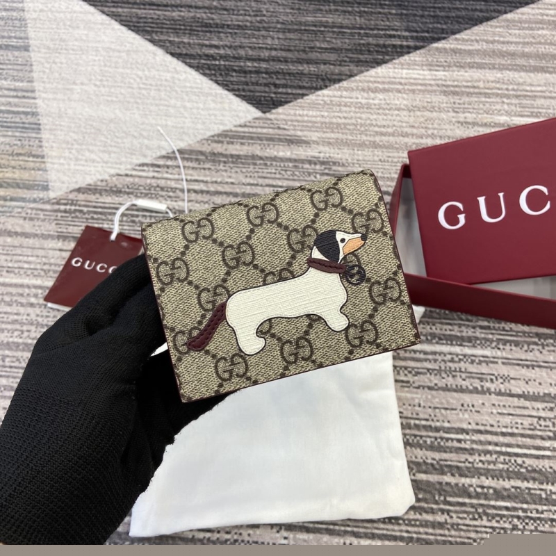 G*u*i wallets & purse